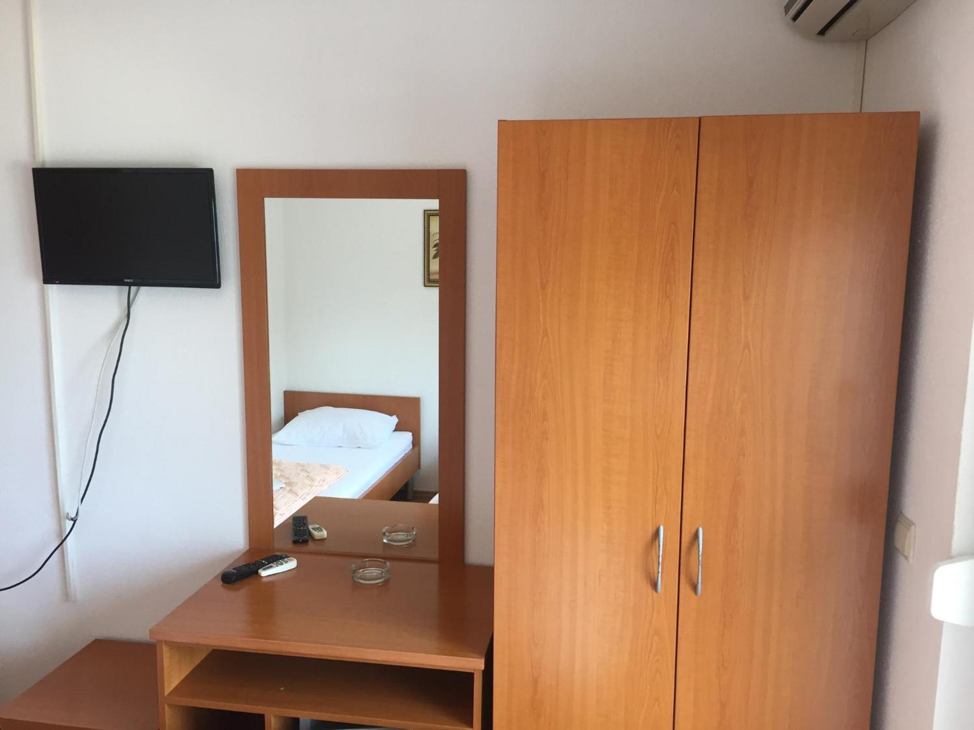 Apartments Kristic Neum Bilik gambar